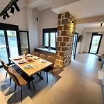 Myrtia I Luxury Seaside Retreat * Mourteri