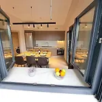 Vakantiehuis Myrtia I Luxury Seaside Retreat Mourteri
